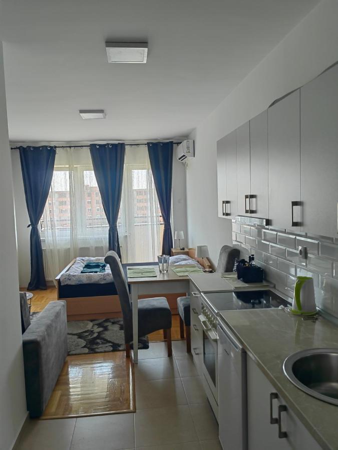 Road Warriors Apartment Subotica Exterior photo